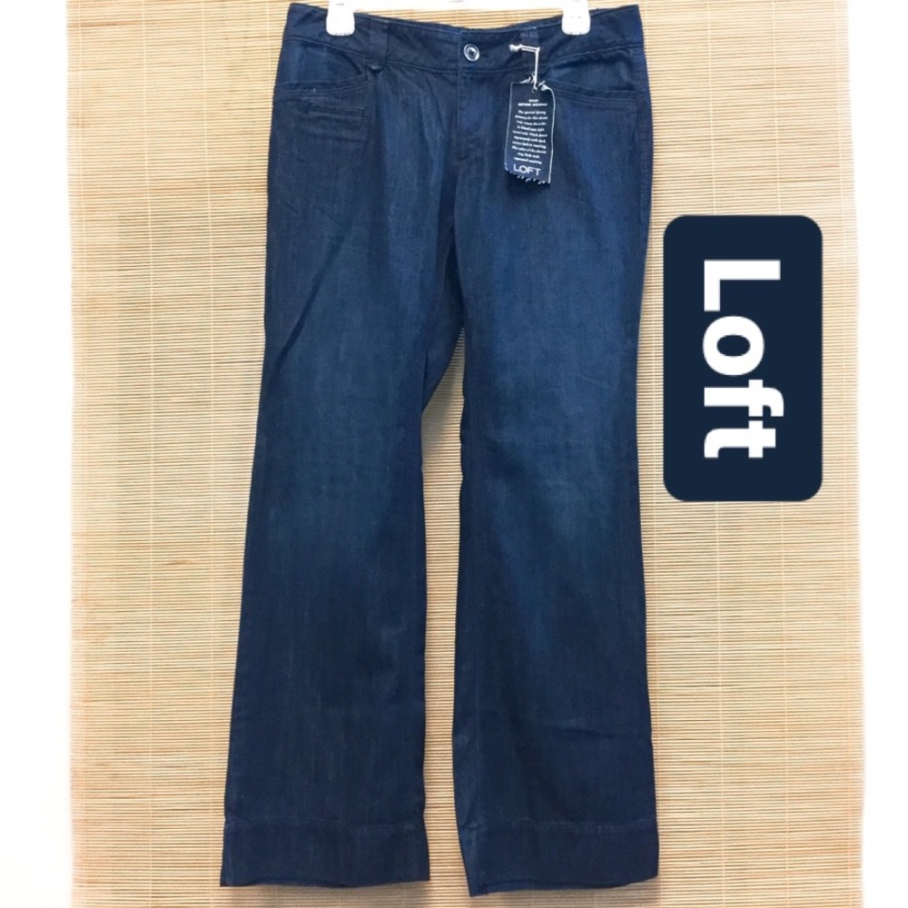 NWT🆕 Ann Taylor Loft Curvy Flare Fit Jean Size 8P